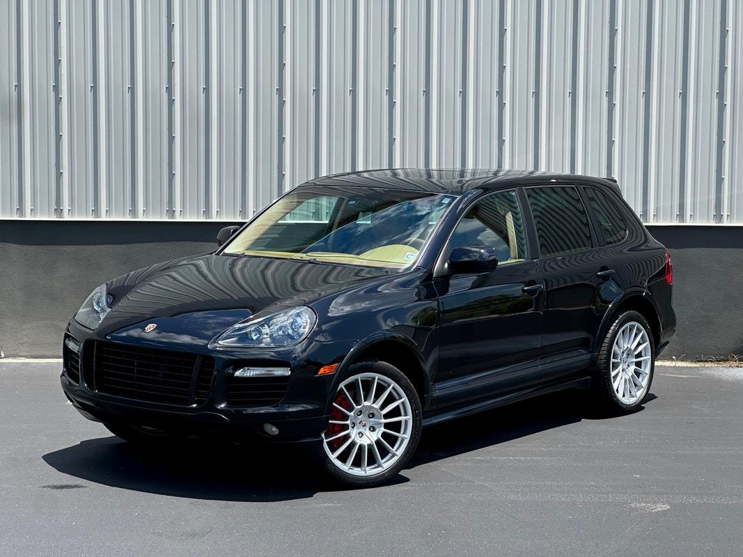 Sale Pending: 2010 Porsche Cayenne GTS