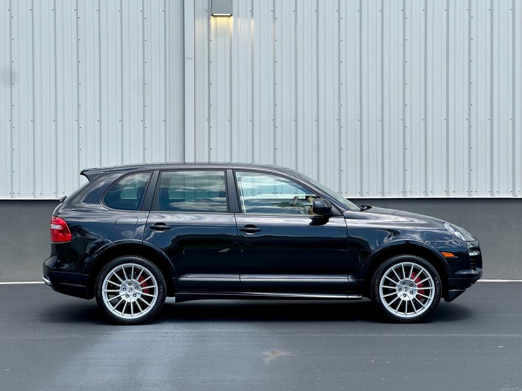 Sale Pending: 2010 Porsche Cayenne GTS