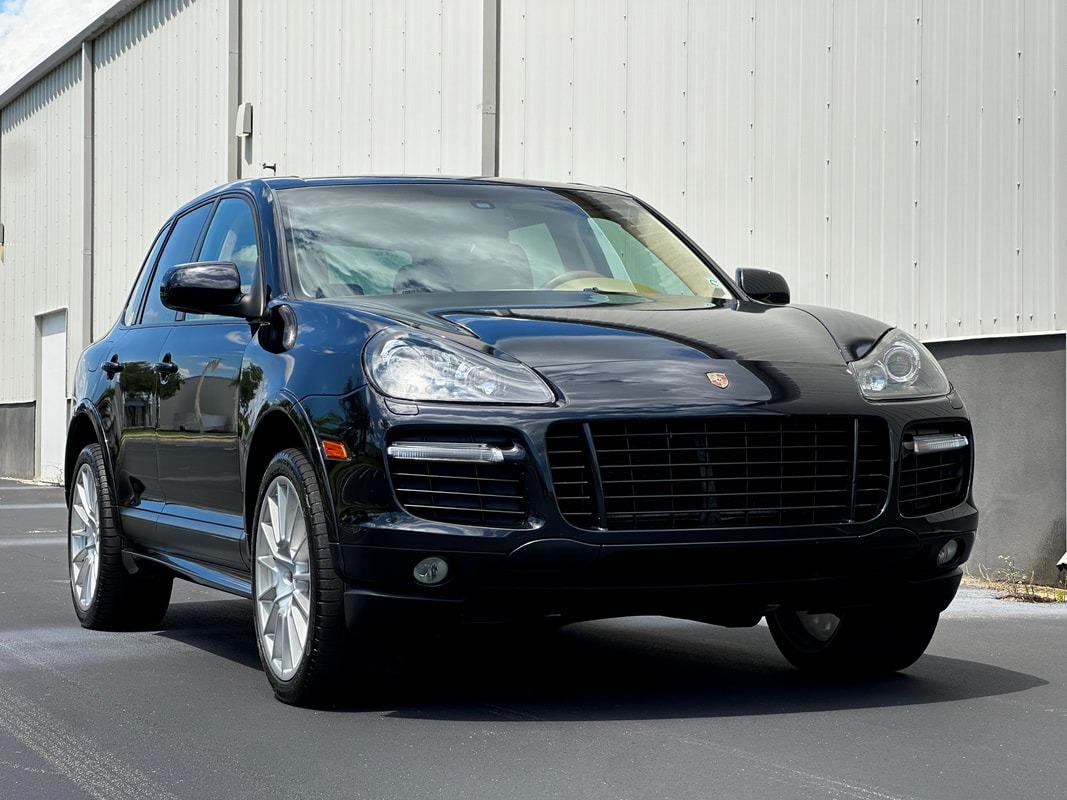 Sale Pending: 2010 Porsche Cayenne GTS
