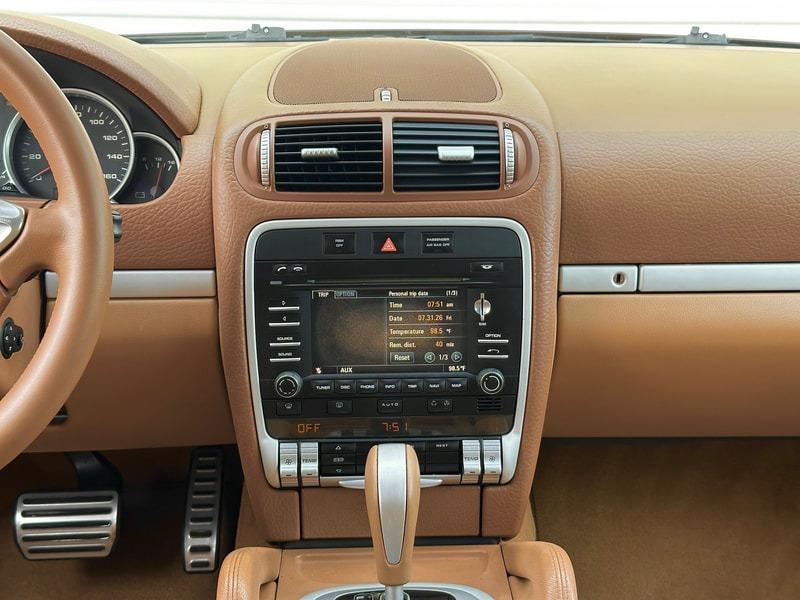Sale Pending: 2010 Porsche Cayenne GTS