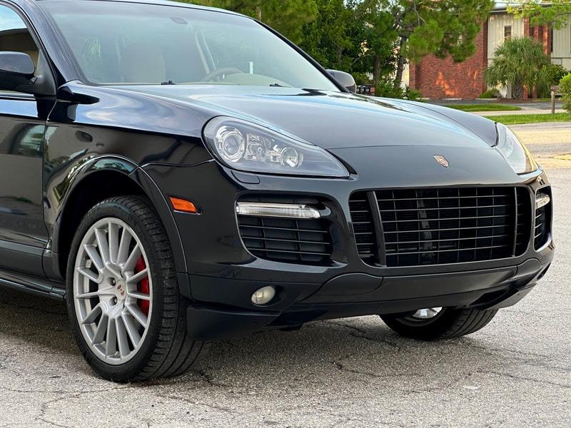 Sale Pending: 2010 Porsche Cayenne GTS