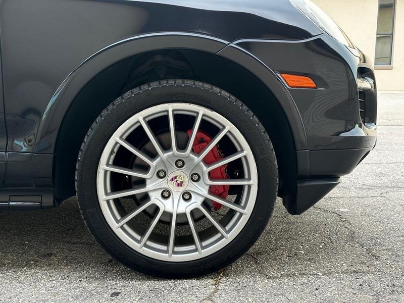 Sale Pending: 2010 Porsche Cayenne GTS
