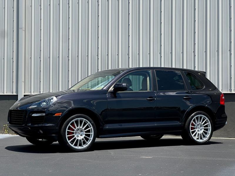 Sale Pending: 2010 Porsche Cayenne GTS