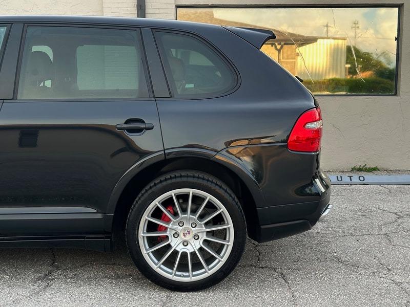 Sale Pending: 2010 Porsche Cayenne GTS