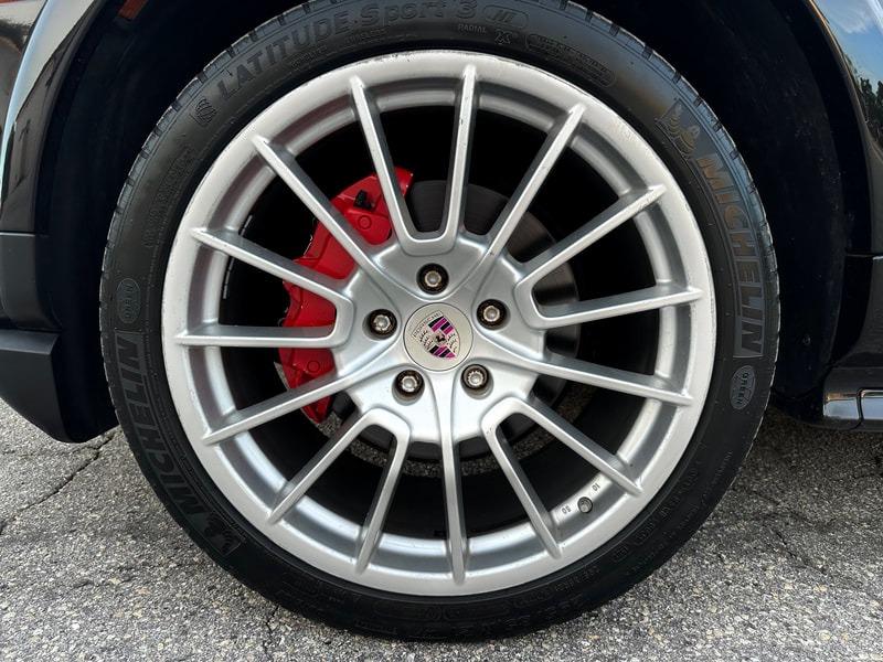 Sale Pending: 2010 Porsche Cayenne GTS