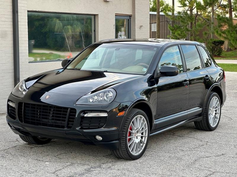 Sale Pending: 2010 Porsche Cayenne GTS