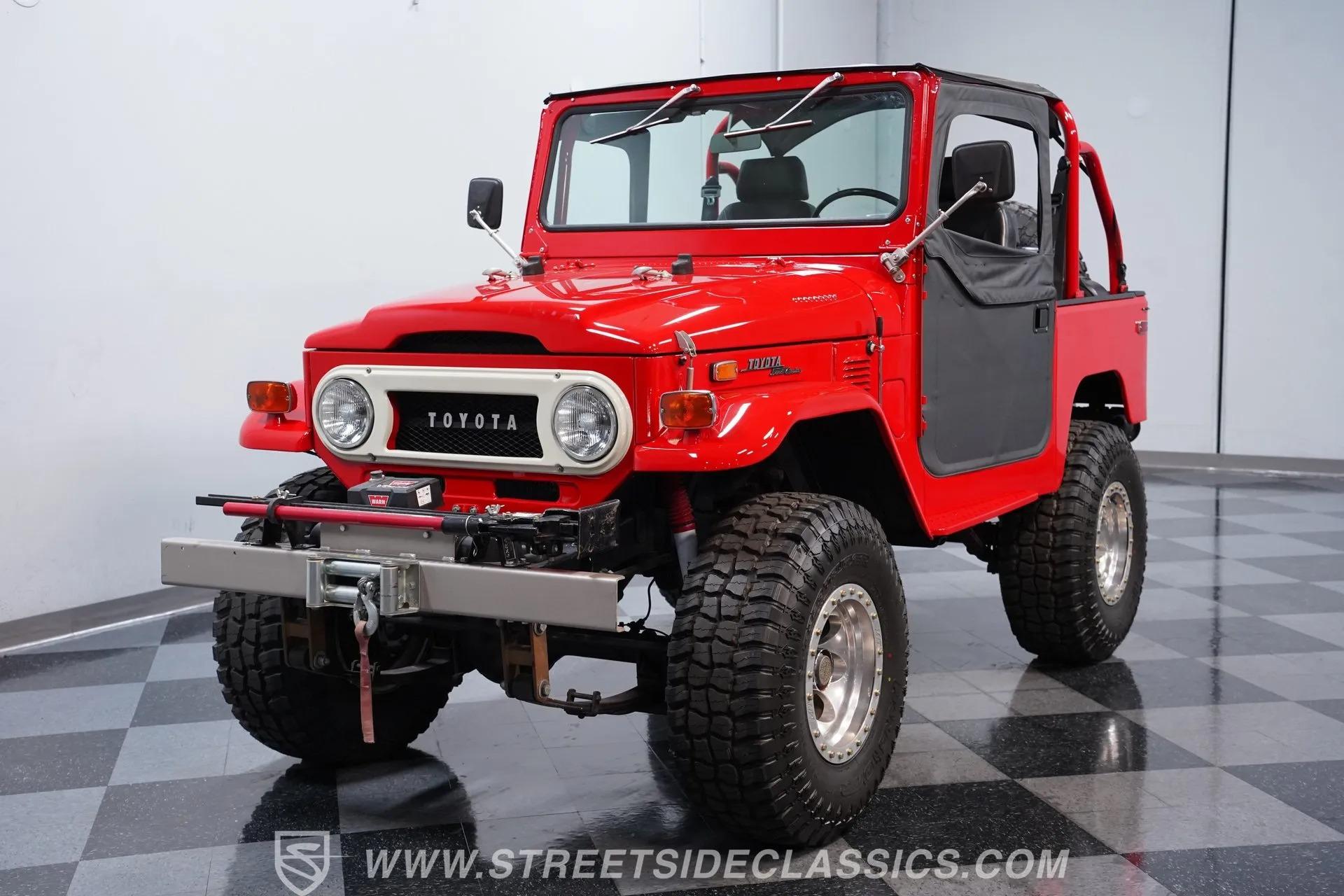 1973 Toyota Land Cruiser FJ40 - 2