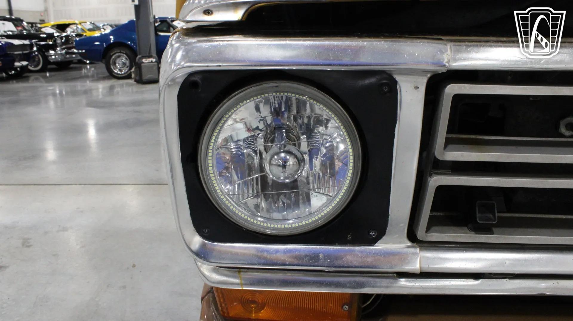 1972 Ford F-250 Camper Special