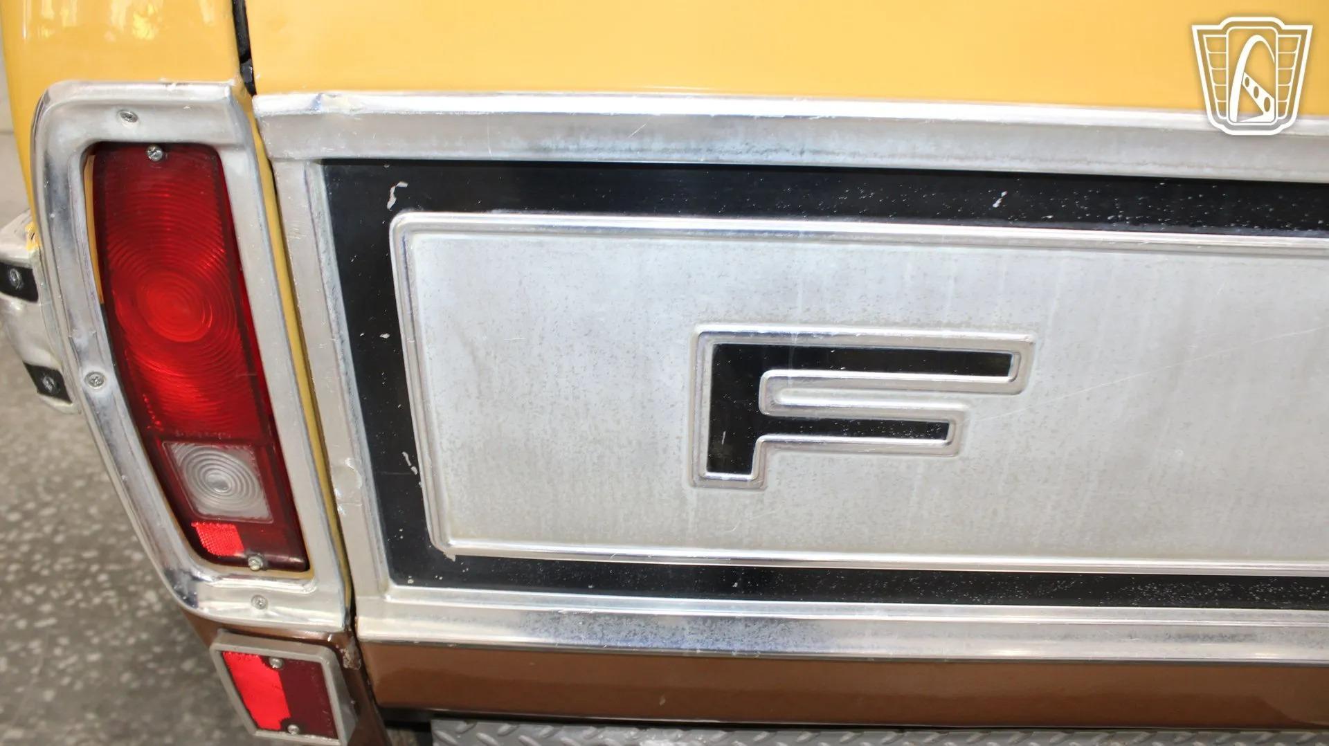 1972 Ford F-250 Camper Special