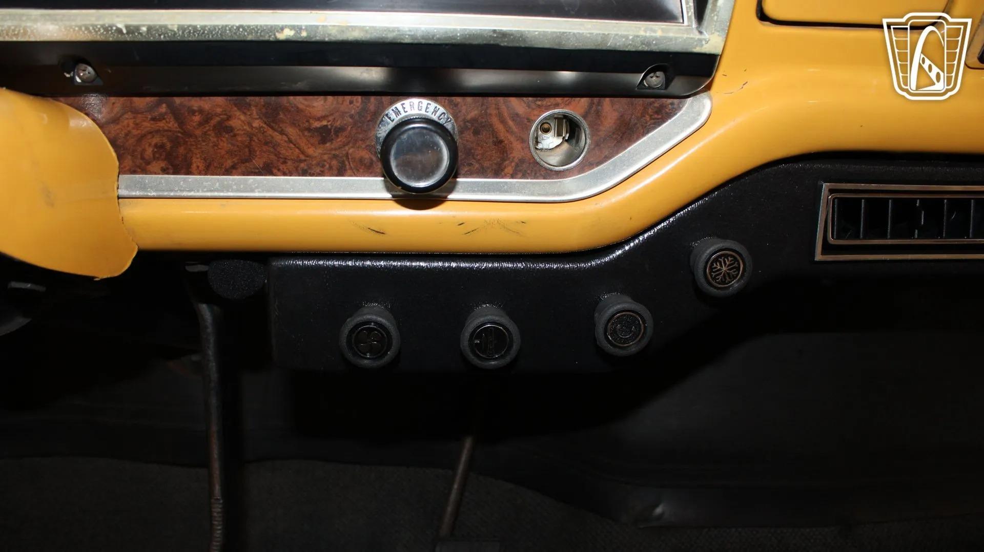 1972 Ford F-250 Camper Special