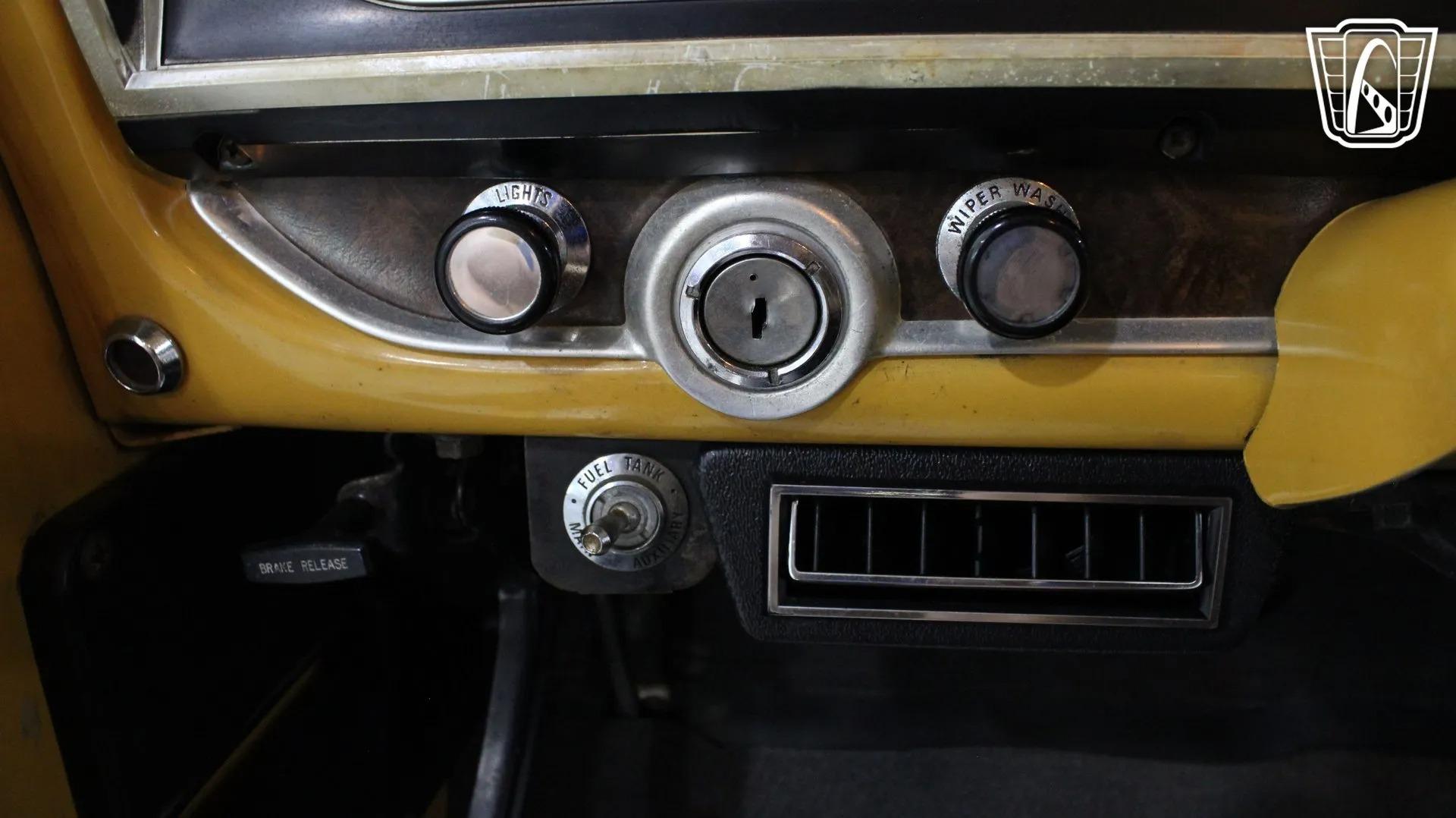 1972 Ford F-250 Camper Special