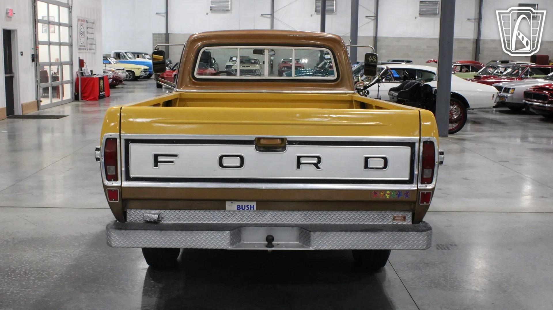 1972 Ford F-250 Camper Special