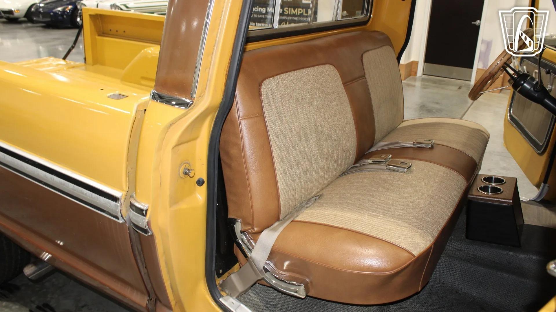 1972 Ford F-250 Camper Special