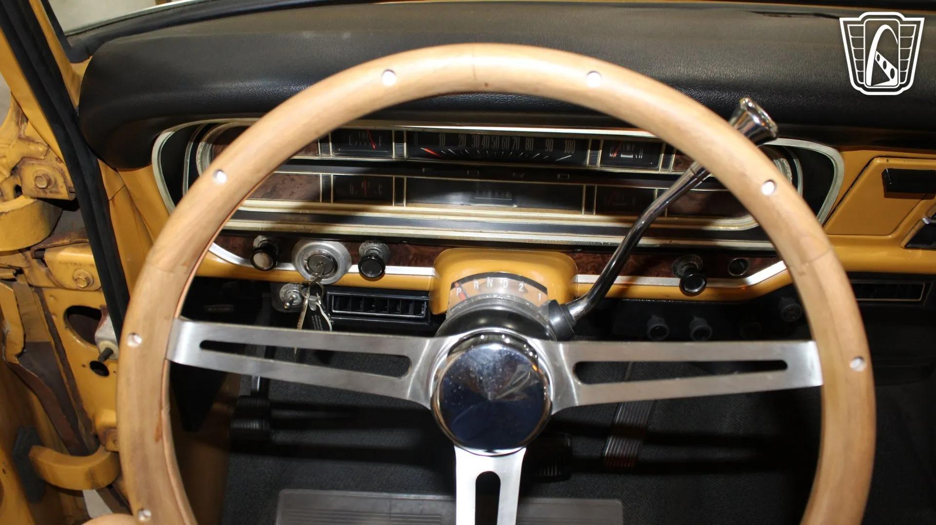1972 Ford F-250 Camper Special