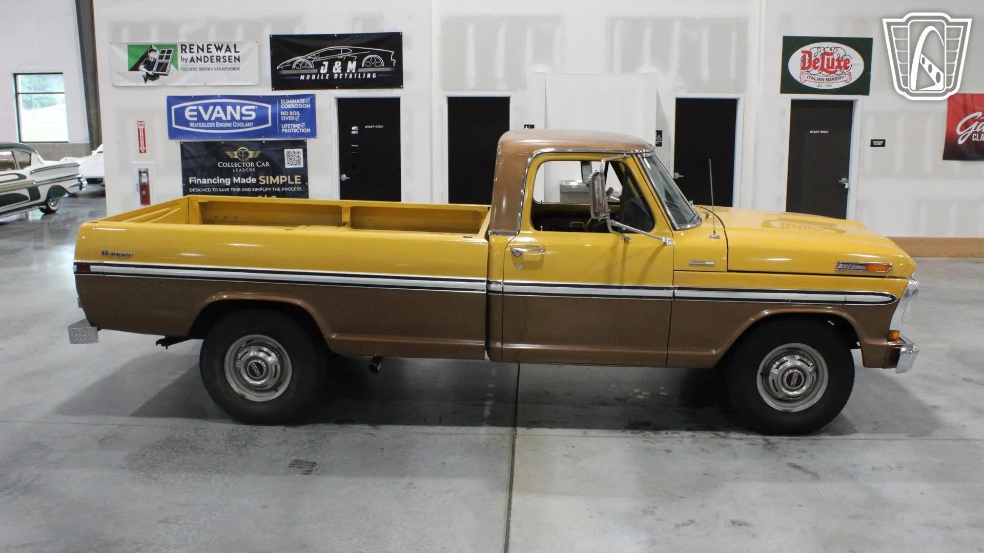 1972 Ford F-250 Camper Special