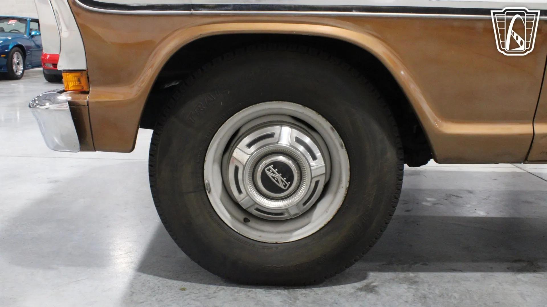 1972 Ford F-250 Camper Special