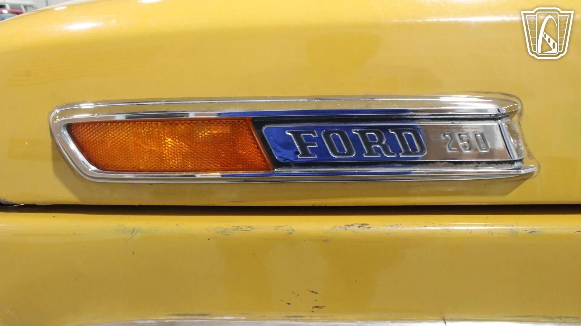 1972 Ford F-250 Camper Special