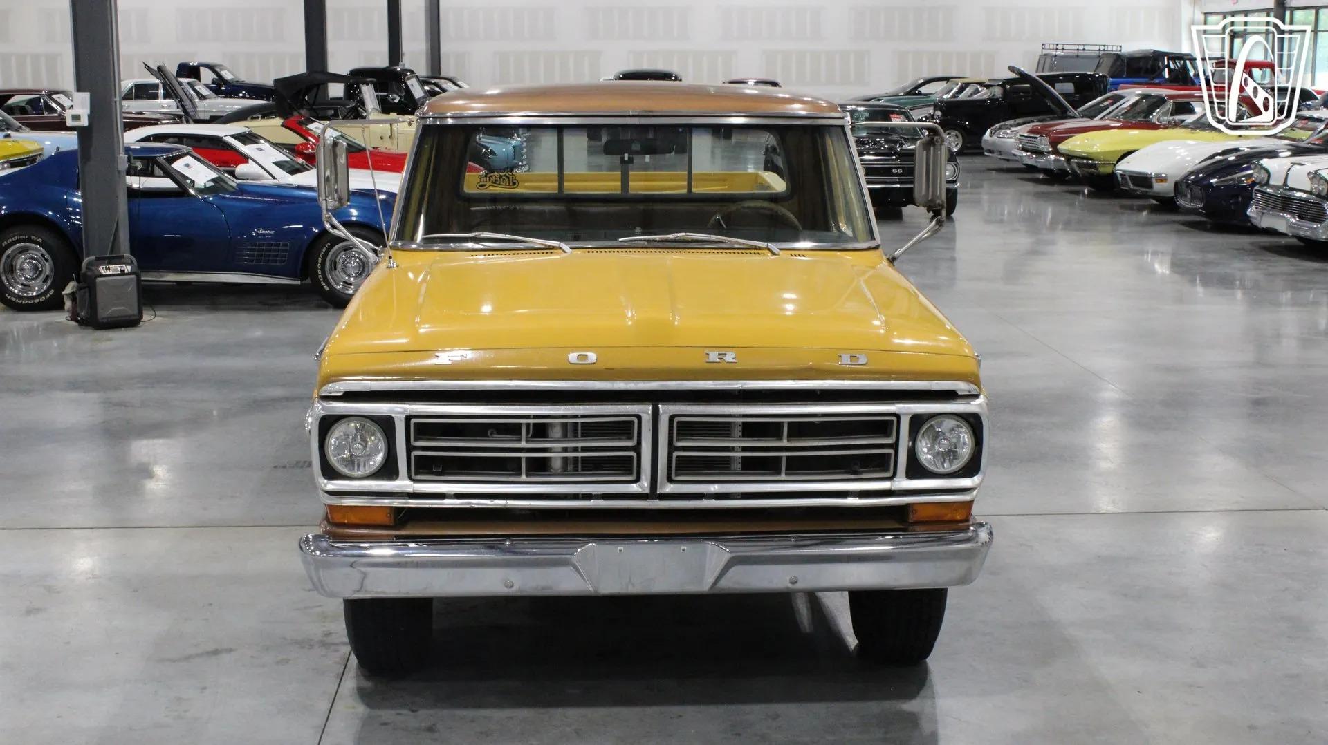 1972 Ford F-250 Camper Special