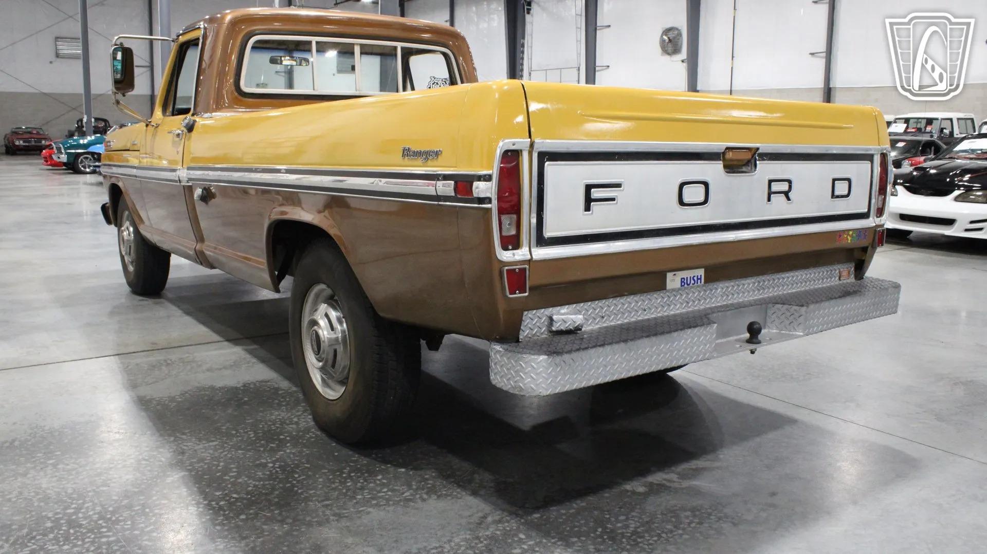 1972 Ford F-250 Camper Special