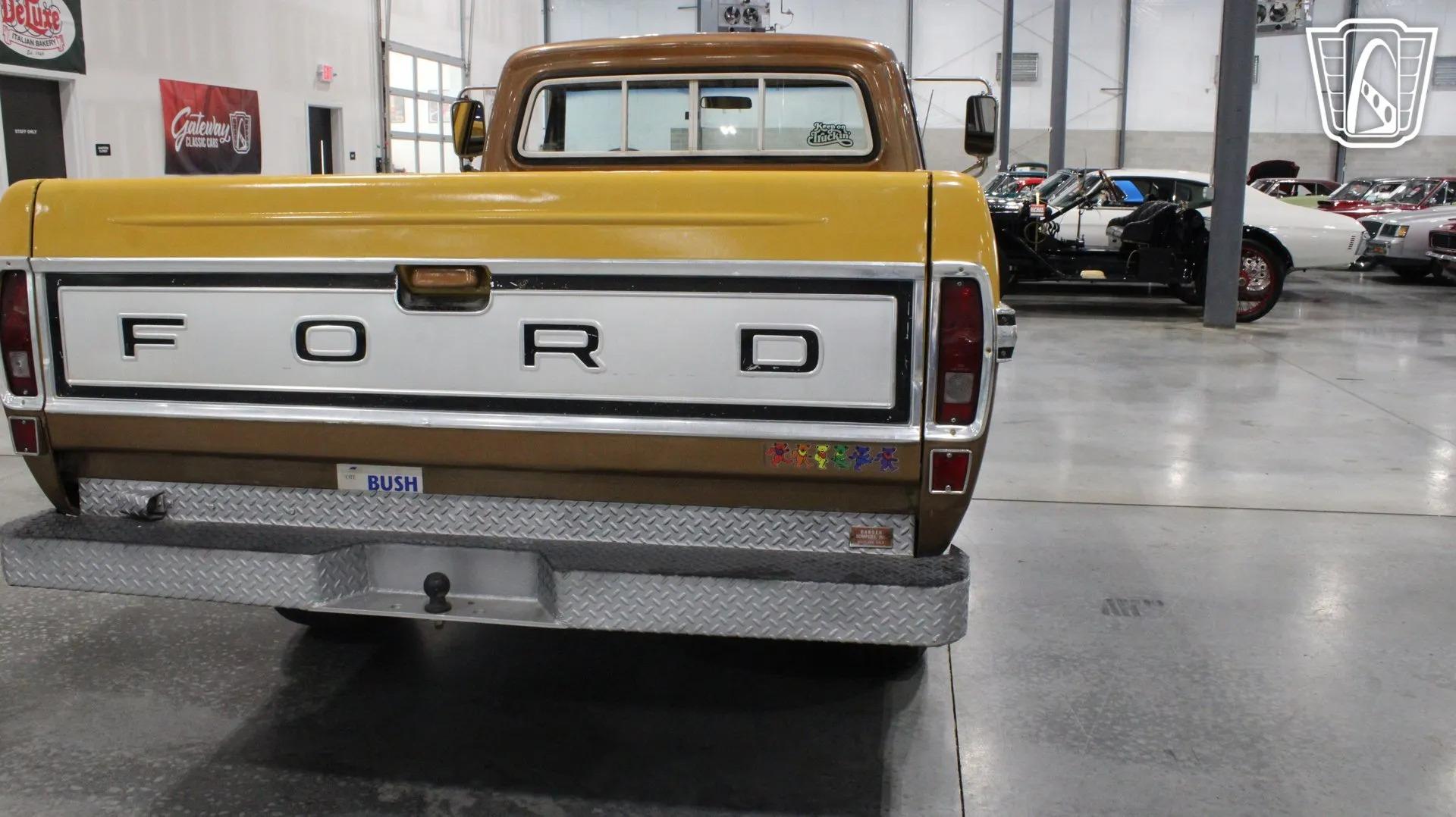 1972 Ford F-250 Camper Special