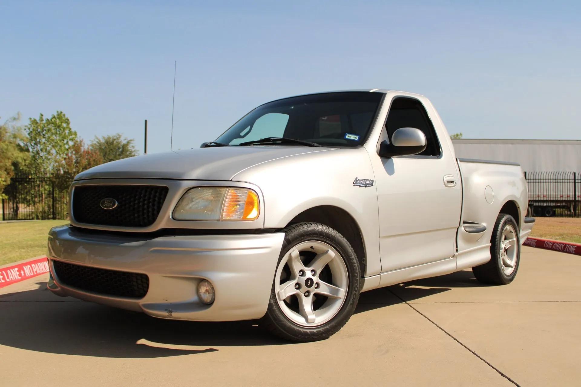 2000 Ford F150 SVT Lightning