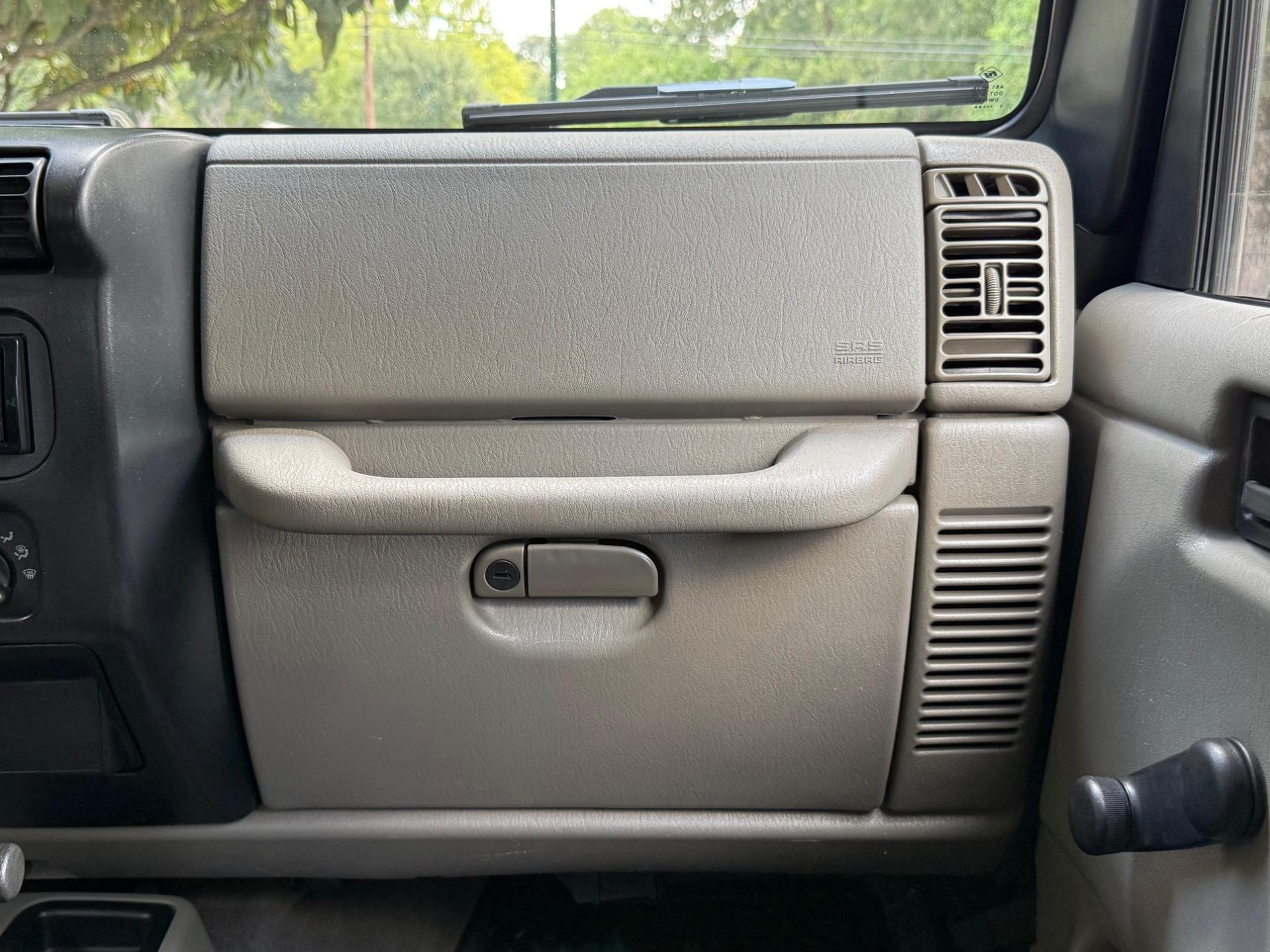 Sale Pending: 2004 Jeep Wrangler Sahara