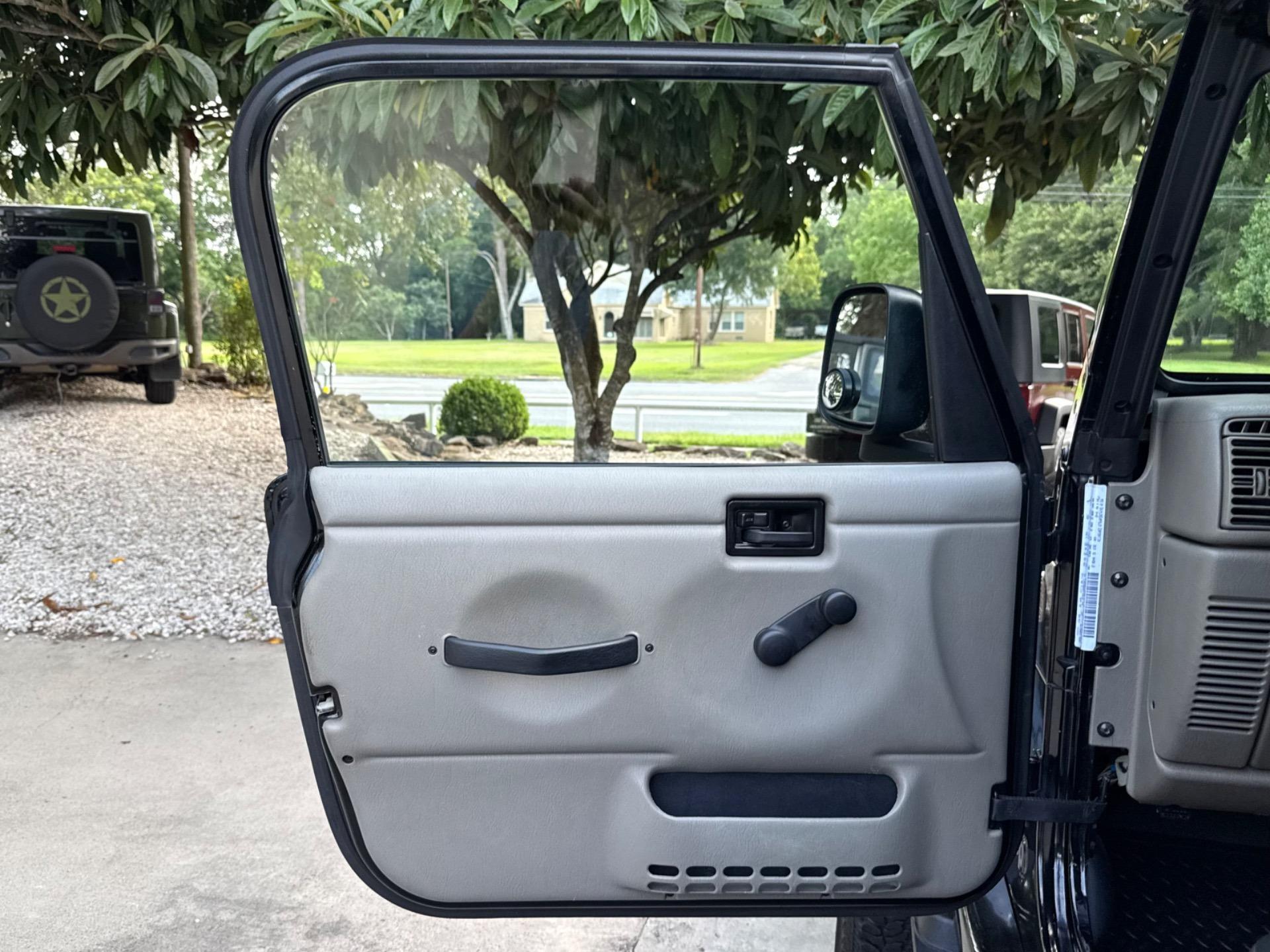Sale Pending: 2004 Jeep Wrangler Sahara