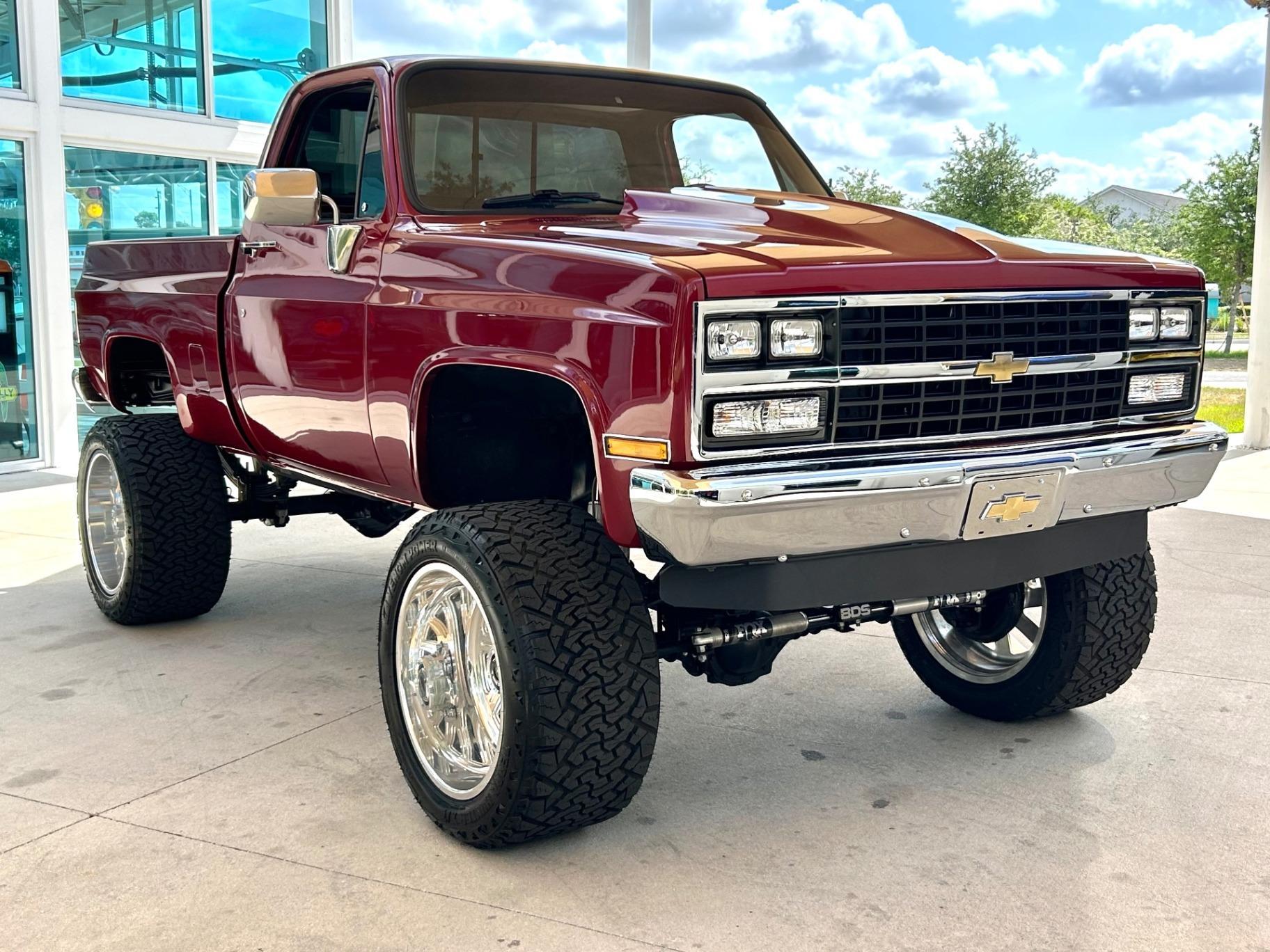 1987 Chevrolet V-10 - 3