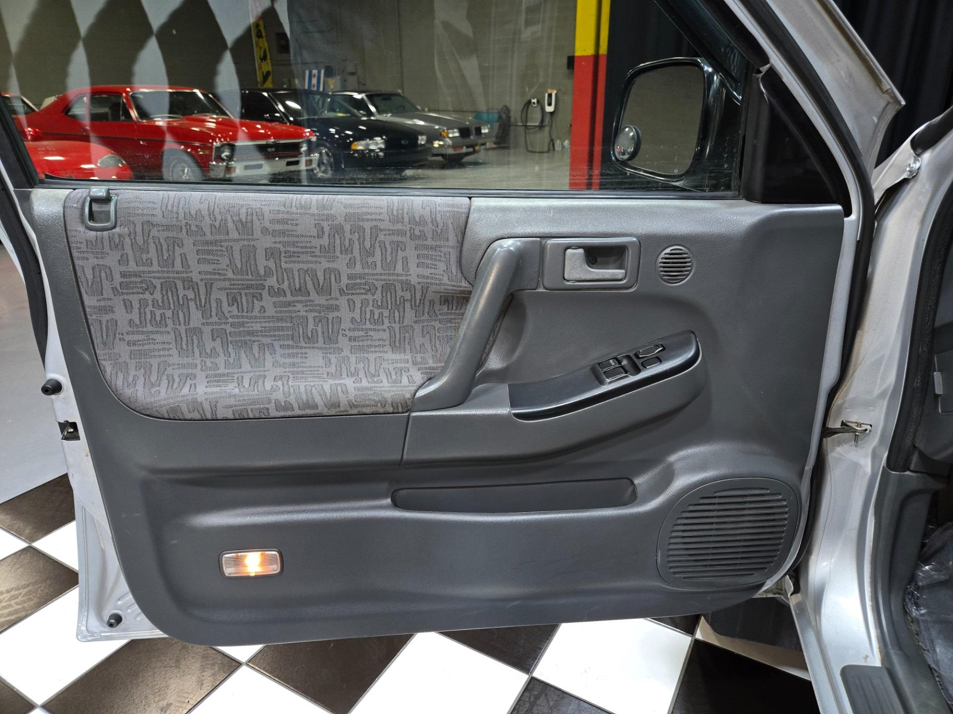 2002 Isuzu Rodeo Sport S