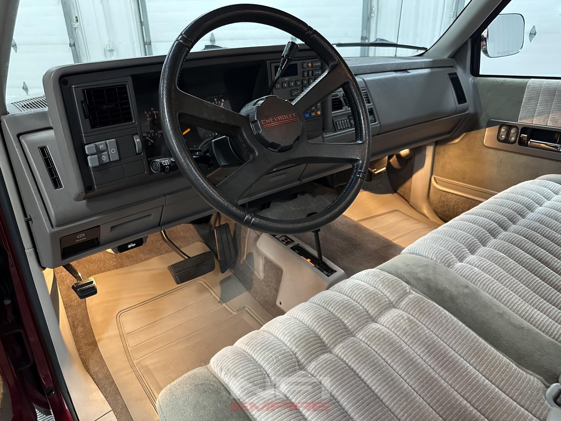 1992 Chevrolet K1500 Silverado - 5
