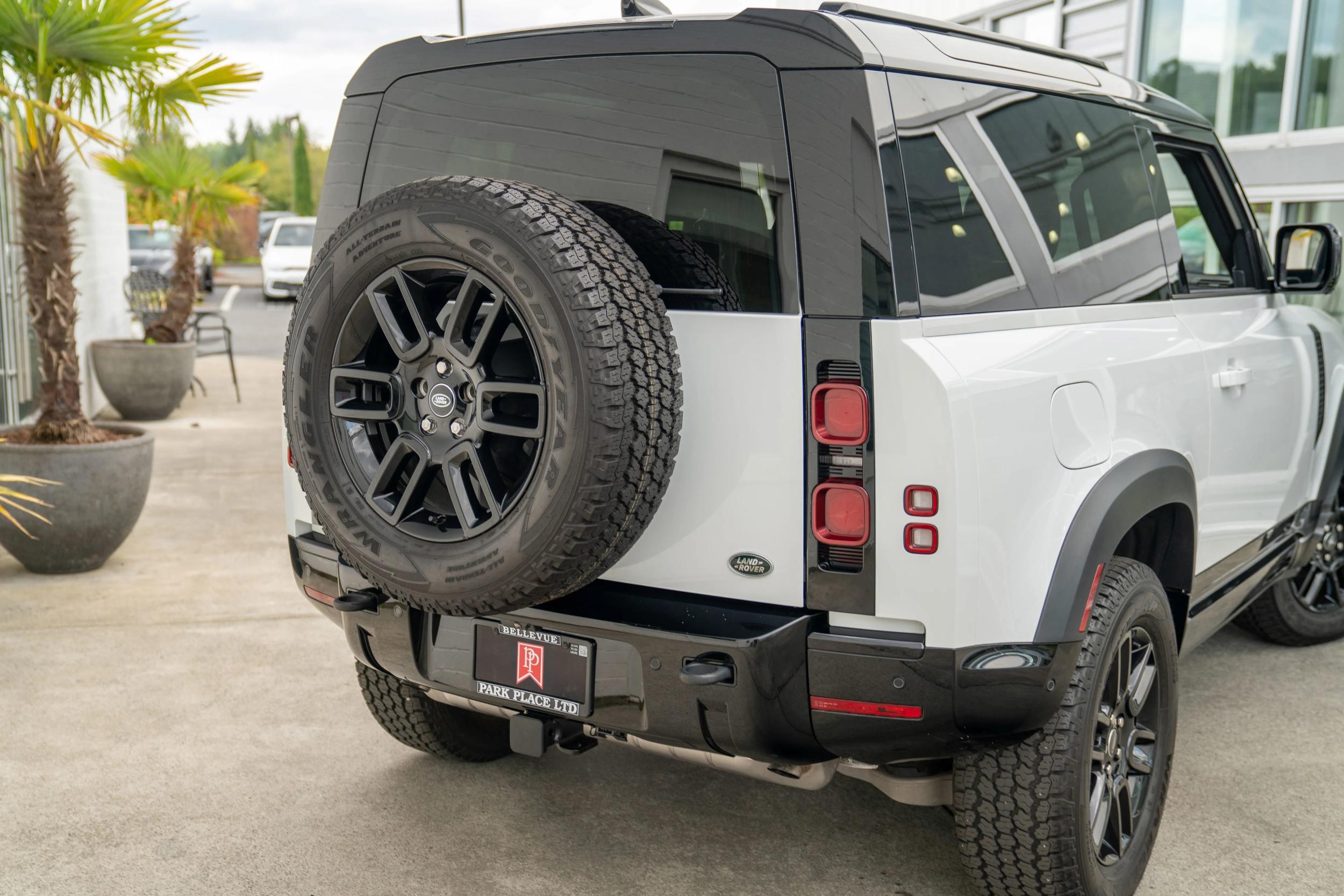 2022 Land Rover Defender 90 X-Dynamic S