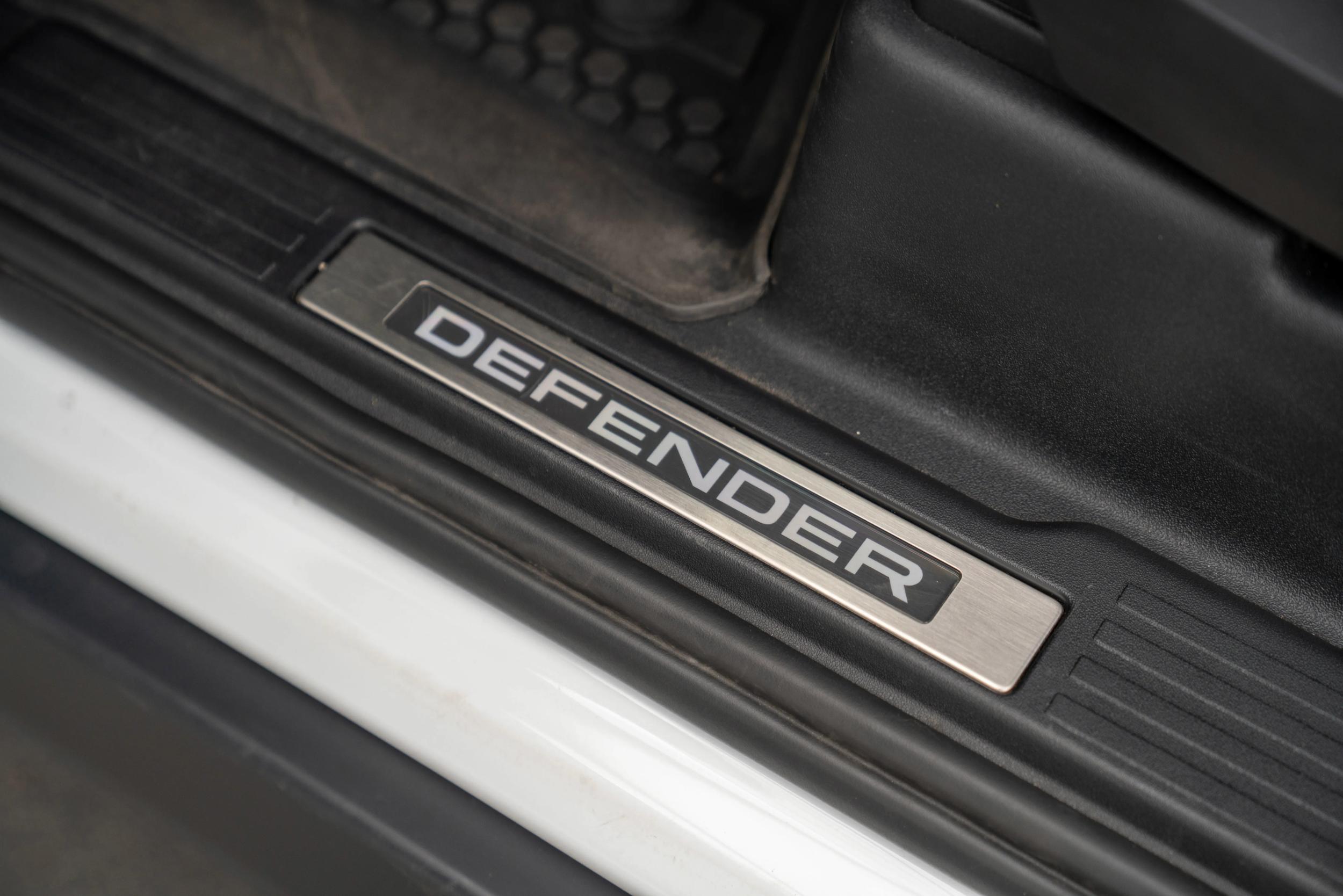 2022 Land Rover Defender 90 X-Dynamic S