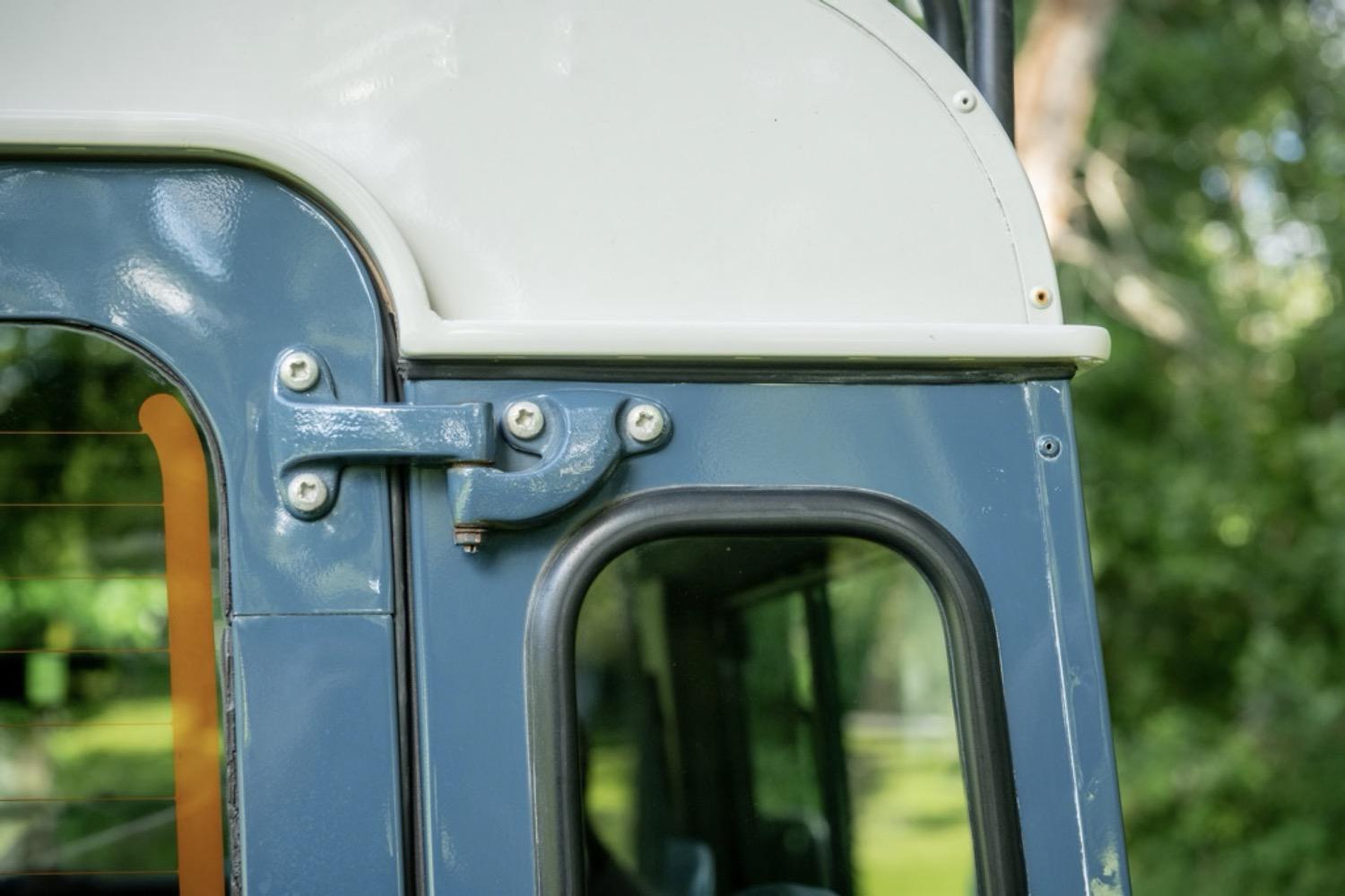 1997 Land Rover Defender 90 NAS