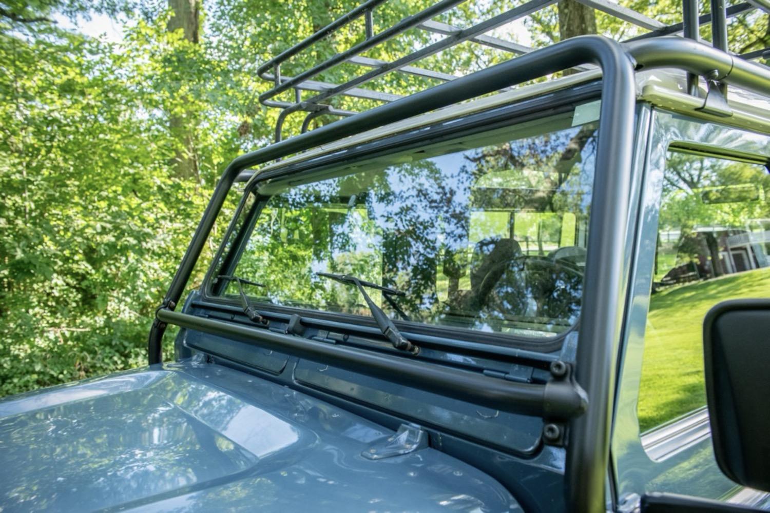 1997 Land Rover Defender 90 NAS