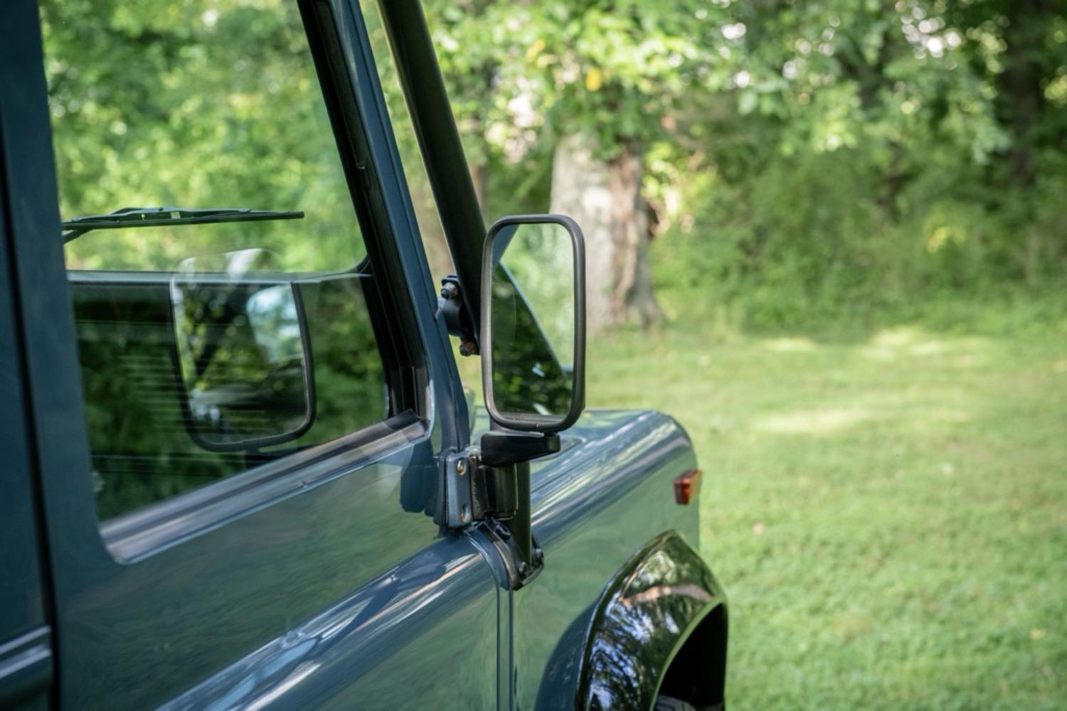 1997 Land Rover Defender 90 NAS