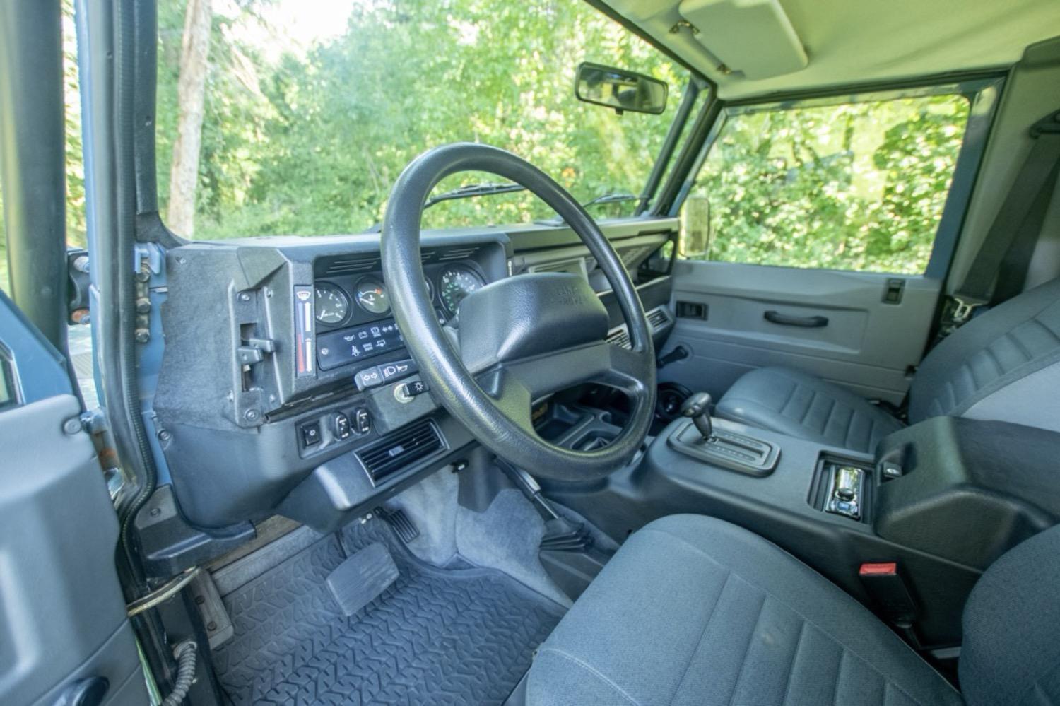 1997 Land Rover Defender 90 NAS