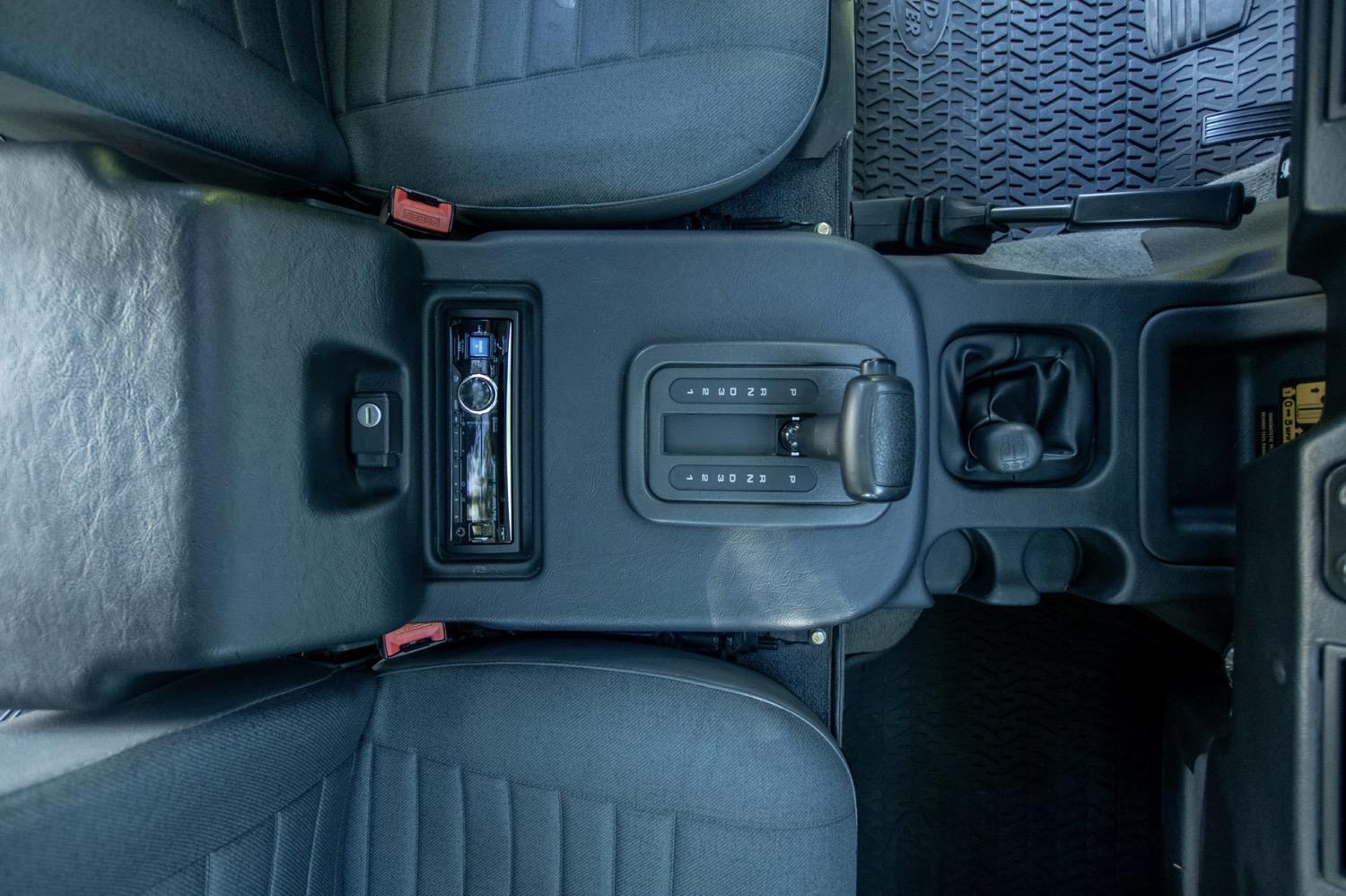 1997 Land Rover Defender 90 NAS