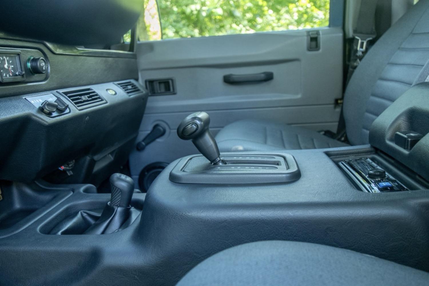 1997 Land Rover Defender 90 NAS