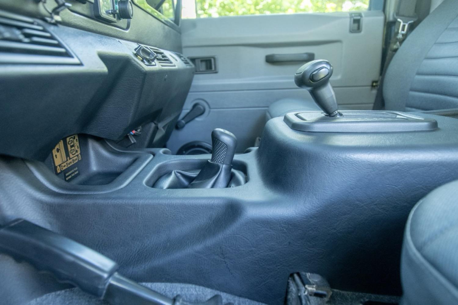 1997 Land Rover Defender 90 NAS