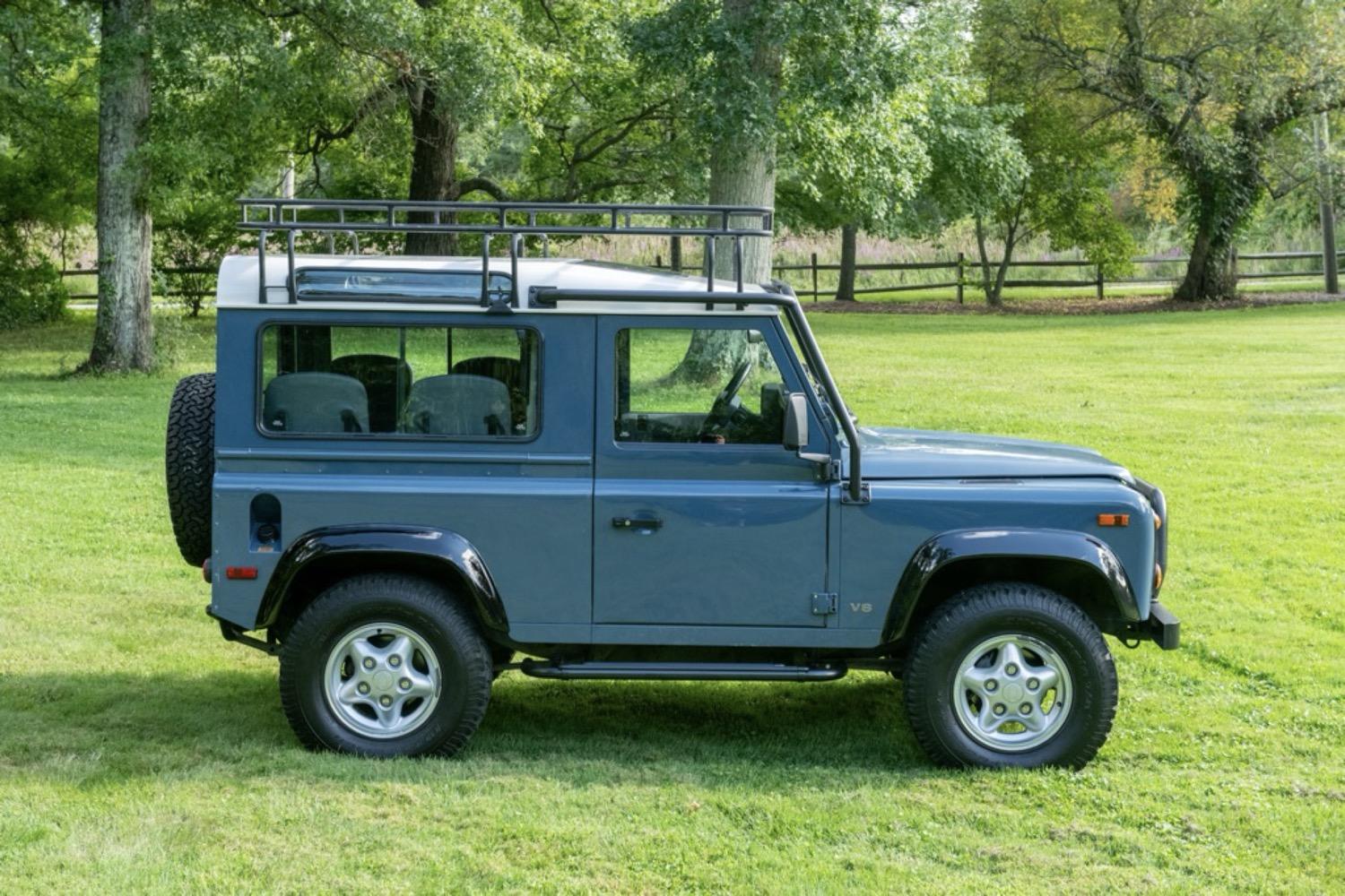 1997 Land Rover Defender 90 NAS