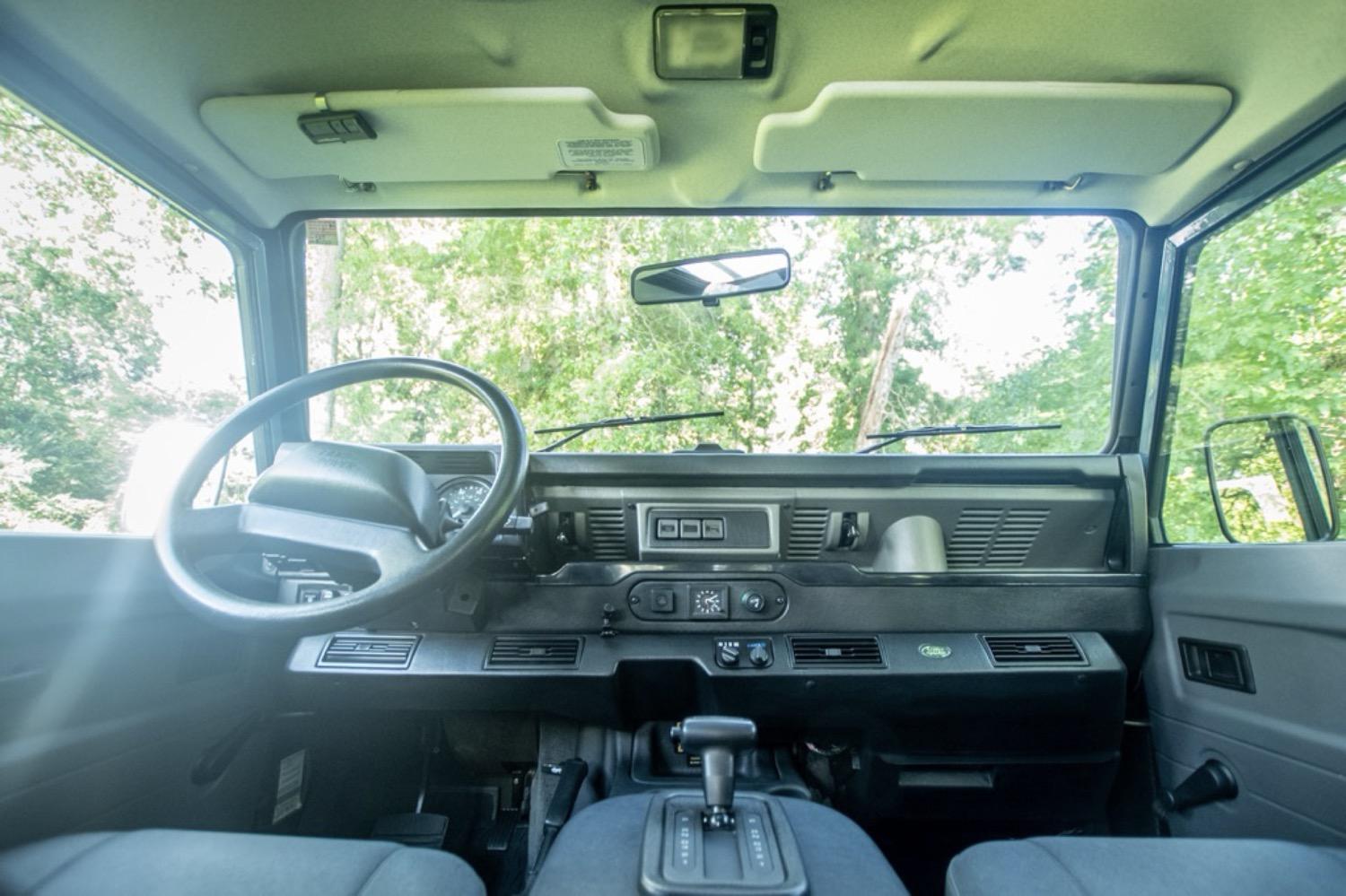1997 Land Rover Defender 90 NAS