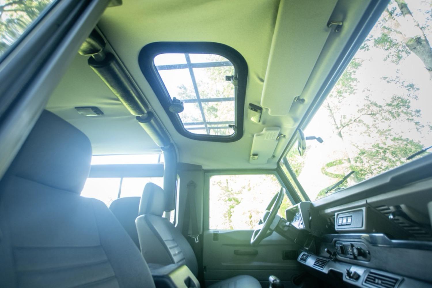 1997 Land Rover Defender 90 NAS