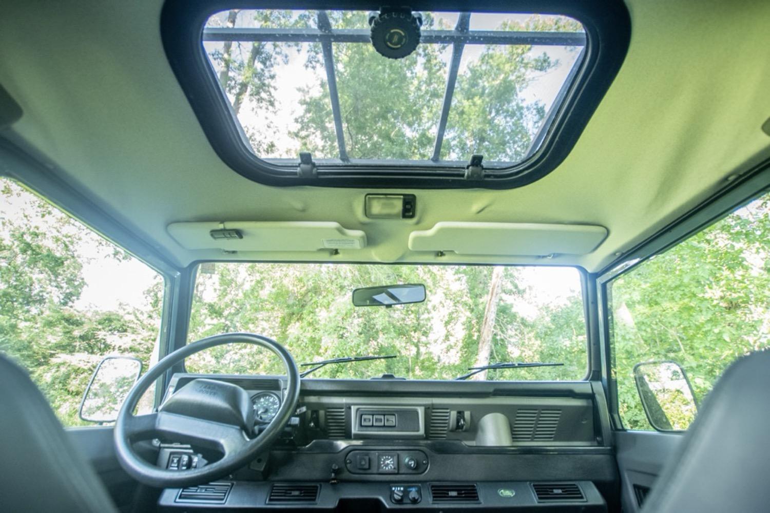 1997 Land Rover Defender 90 NAS