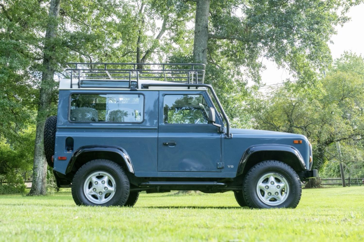 1997 Land Rover Defender 90 NAS