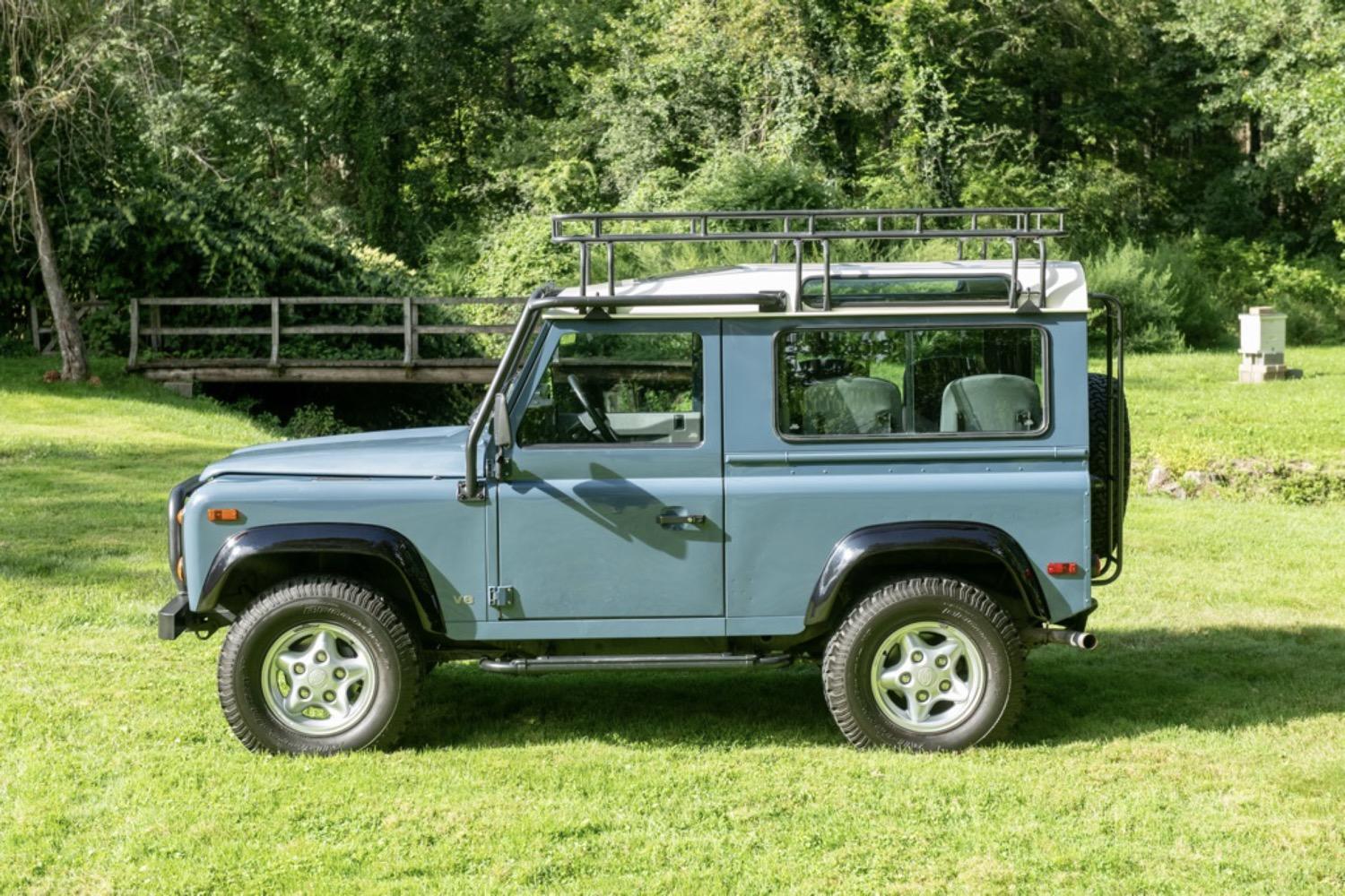 1997 Land Rover Defender 90 NAS