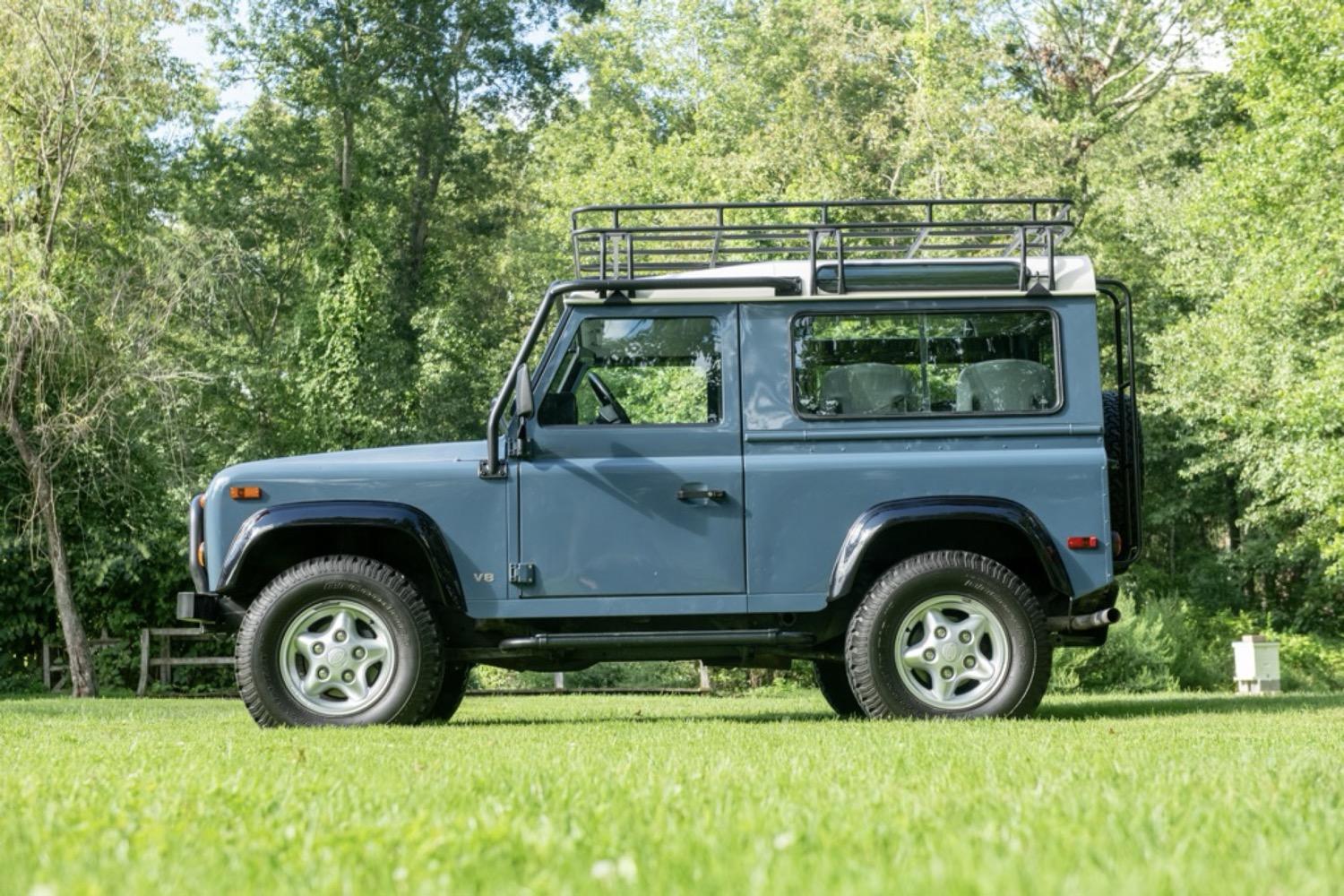 1997 Land Rover Defender 90 NAS