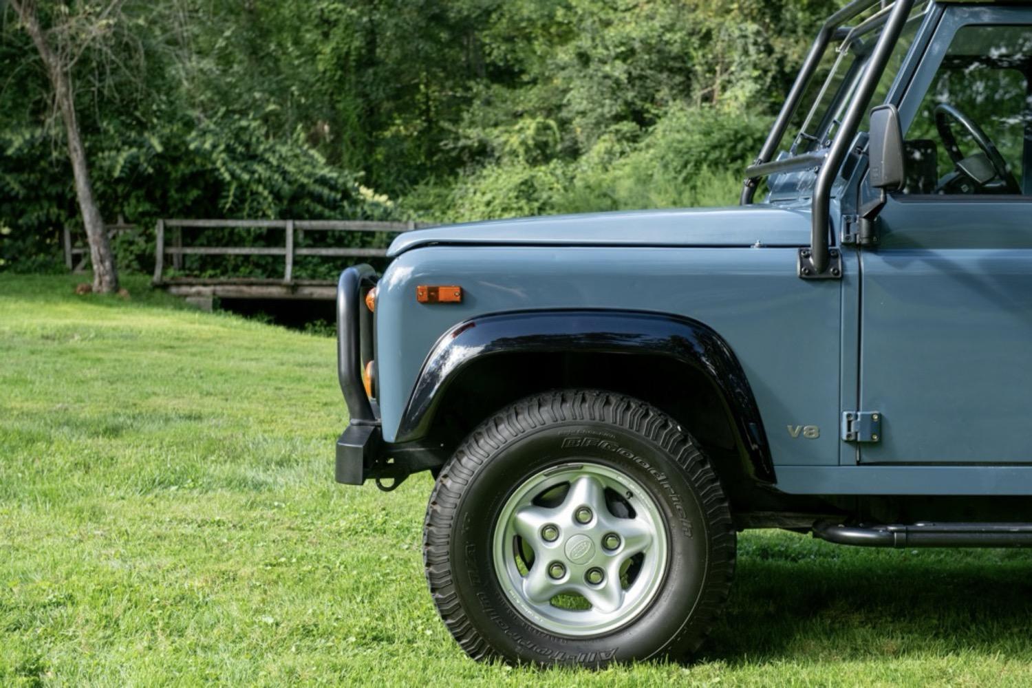 1997 Land Rover Defender 90 NAS