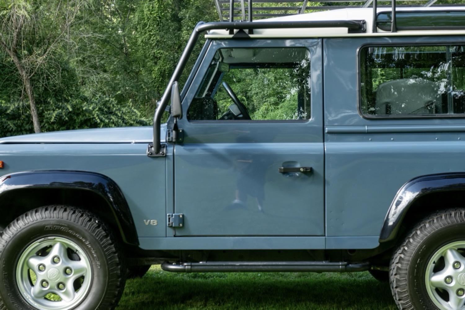 1997 Land Rover Defender 90 NAS