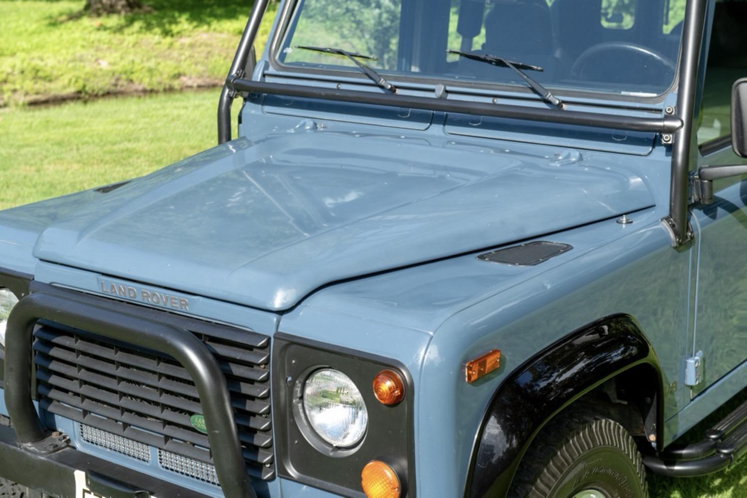 1997 Land Rover Defender 90 NAS