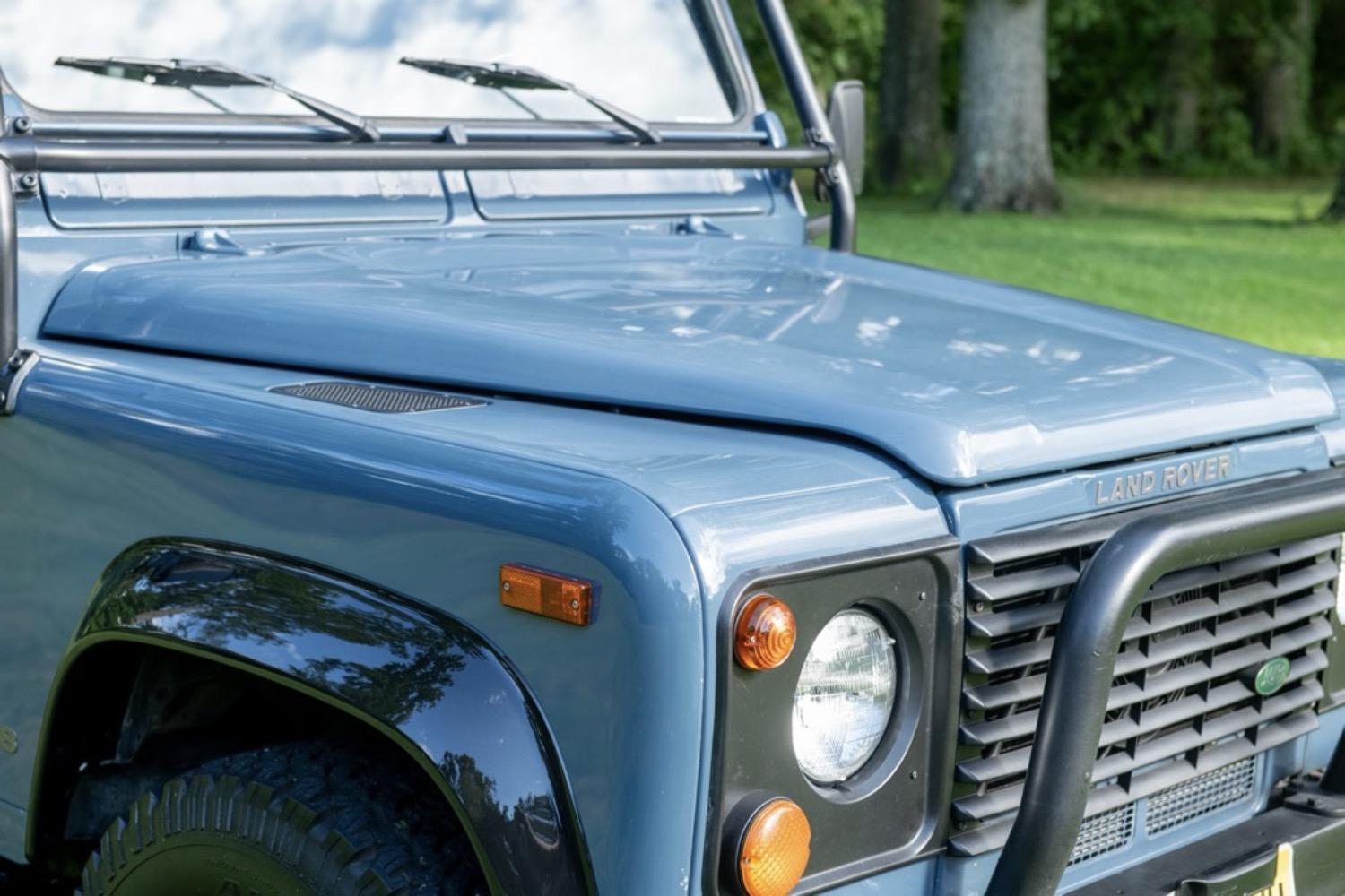 1997 Land Rover Defender 90 NAS